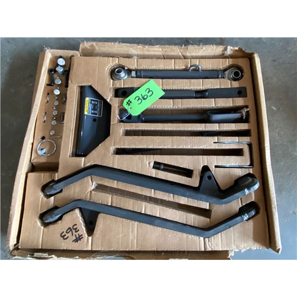 As New 3pt. Brackets