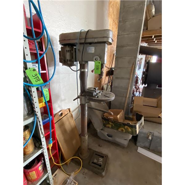 Drill Press c/w Vice - Working