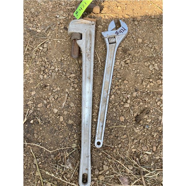 Aluminum Pipe Wrench & 24 in. Crescent