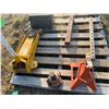 Image 1 : Yellow floor jack, rubber stopper, hyd jack, red jack stand