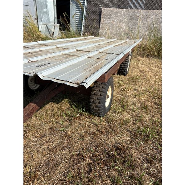 4-wheel small trailer and metal clad