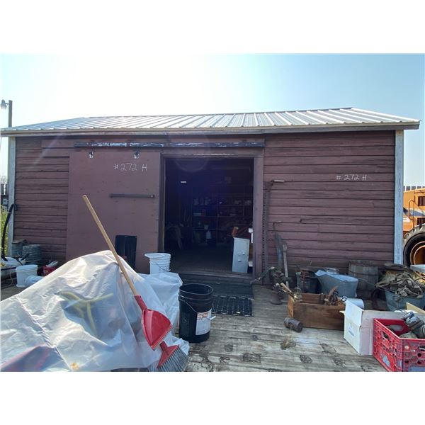 Portable shed 14ft by 20 ft c/w sliding door and metal clad roof Buyer is responsible to load by Oct