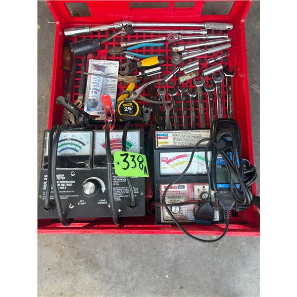 Red Flat of Comb. wrenches & elec. auto testers