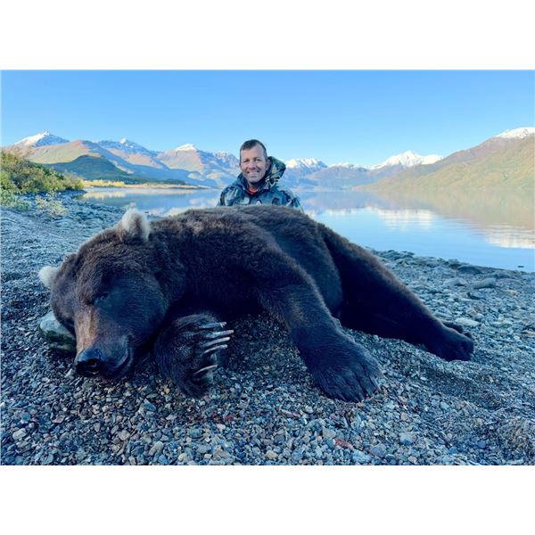 Alaska Spot & Stalk Brown Bear Hunt with Alaska’s Greatland Outfitters        Exhibitor