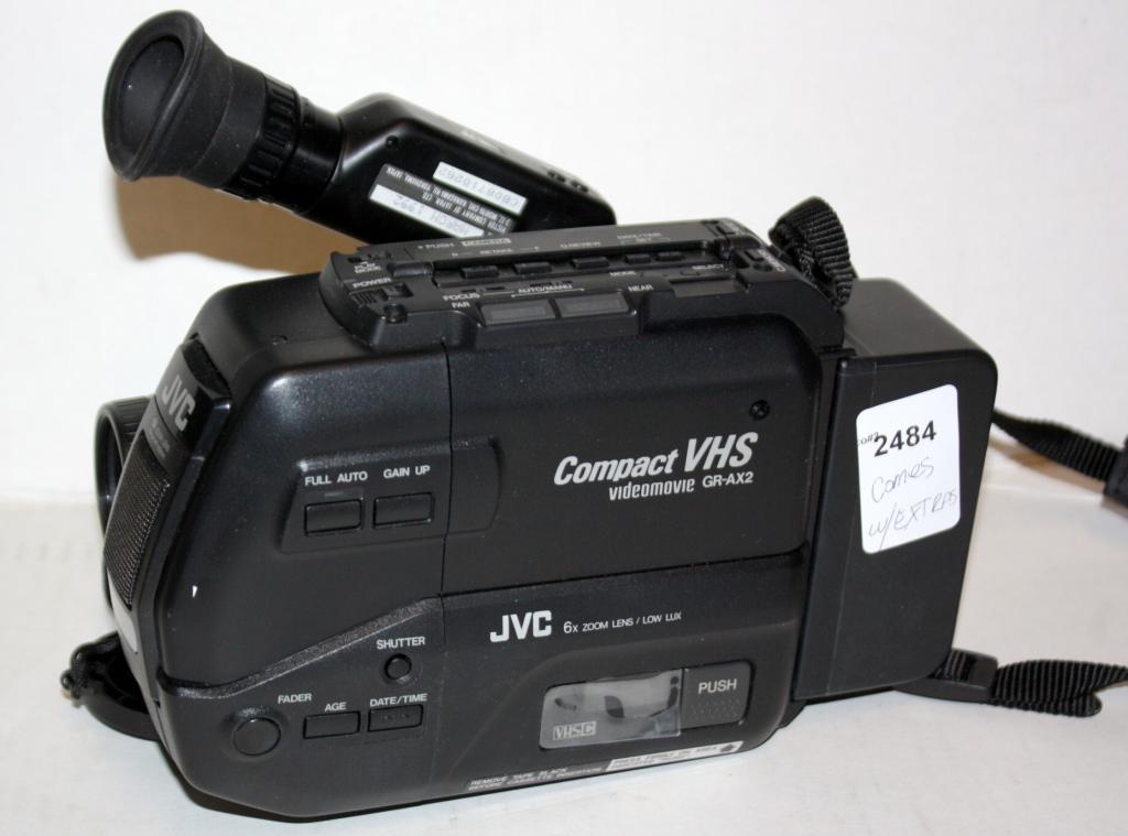 Compact VHS videomovie GR-AX2 Camera
