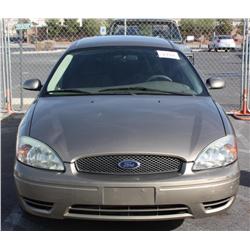 2004  FORD TAURUS