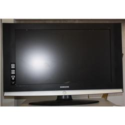 32 Samsung HDTV"