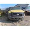 Image 2 : 2005 Ford F450 XL Super Duty | Standard | 2WD | 6L | Stake Truck 