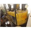 Image 9 : Yale Type-E Battery Forklift | Max Capacity 4000lbs | 42'' Forks 