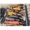 Image 3 : Hydraulic Cylinders 