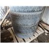 Image 4 : 4 Tires LT275 / 70R-18 on 6-Bolt Rims 