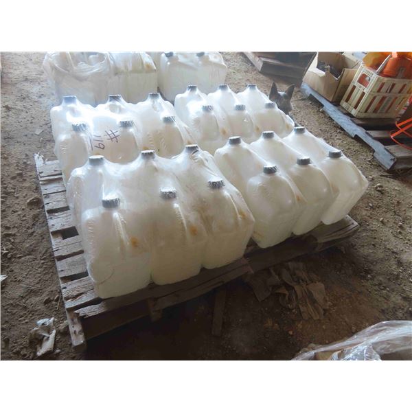 24 Scepter Plastic Jugs (New Old Stock) 