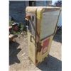 Image 2 : Shell Bowser HG59 Gas Pump | Shield Missing on Side 