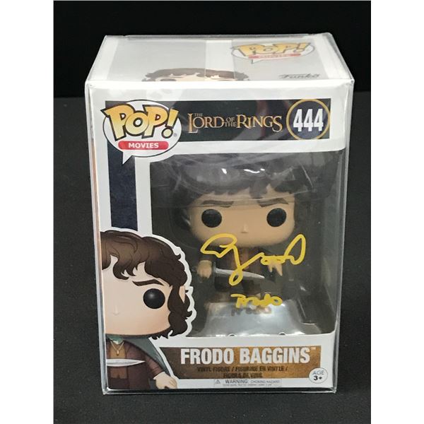 ELIJAH WOOD SIGNED FRODO FUNKO POP - JSA AND WWOC COA