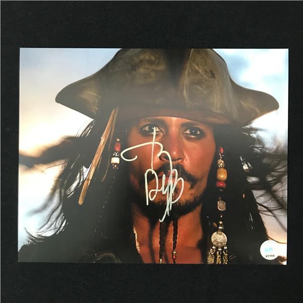 JOHNNY DEPP SIGNED PIRATES OF THE CARIBBEAN 8X10 - KB COA