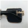 Image 2 : BNIB SUGLASSES WITH CASE AND ACCESSORIES
