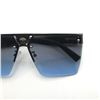 Image 2 : BNIB SUGLASSES WITH CASE AND ACCESSORIES
