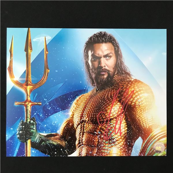 JASON MAMOA SIGNED AQUAMAN 8X10 - KB COA