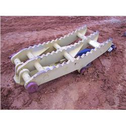 HYDRAULIC EXCAVATOR THUMB