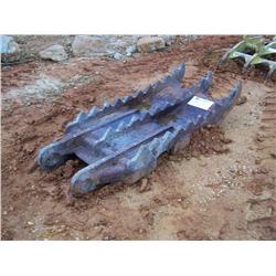 HYDRAULIC EXCAVATOR THUMB