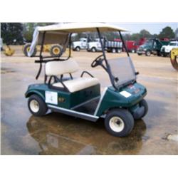 2005 CLUB CAR DS ELECTRIC GOLF CAR