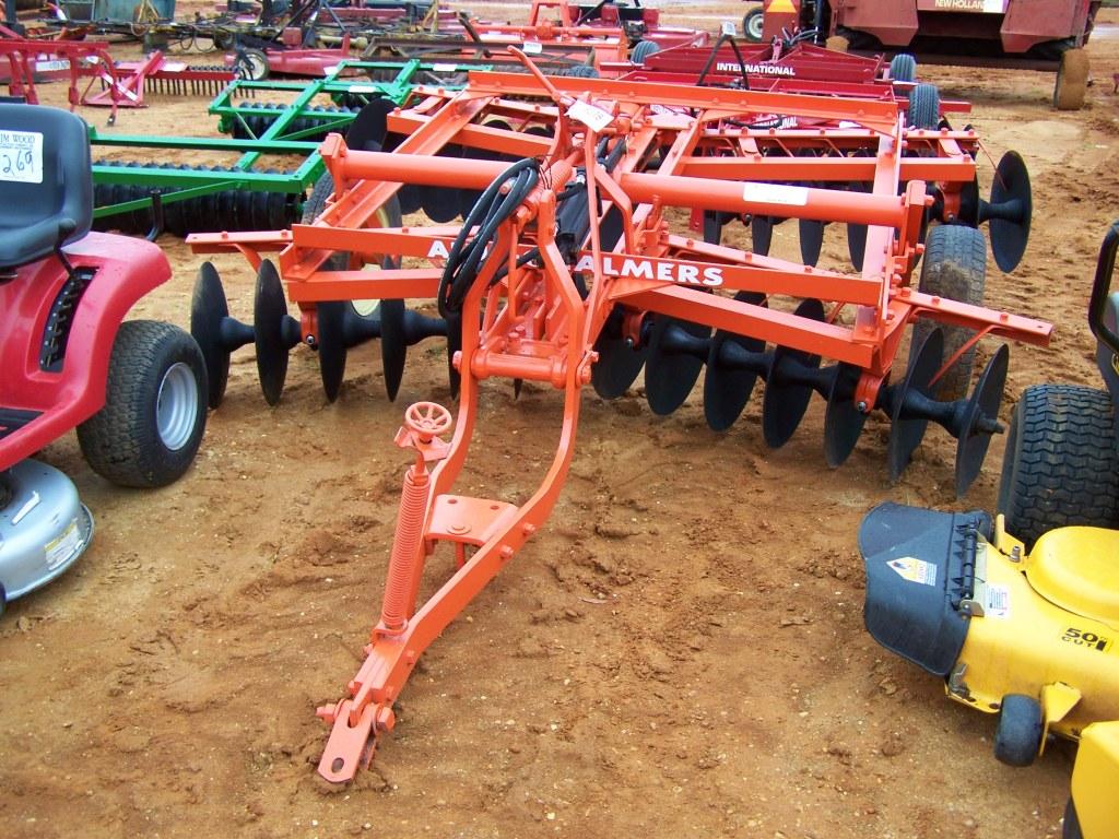 ALLIS CHALMERS 8' DISC HARROW - J.M. Wood Auction Company, Inc.