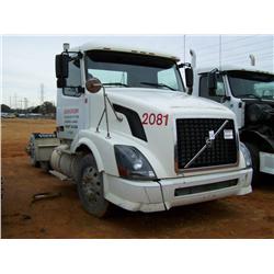 2006 VOLVO VNL64T T/A DAY CAB TRUCK TRACTOR