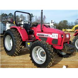 MAHINDRA 7520 4X4 FARM TRACTOR