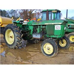 JOHN DEERE 4010 FARM TRACTOR