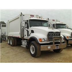 2006 MACK CV713 T/A GARBAGE TRUCK