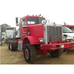 1995 PETERBILT 6X6 PULL OUT TRUCK