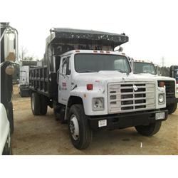 1986 INTERNATIONAL S1900 S/A DUMP