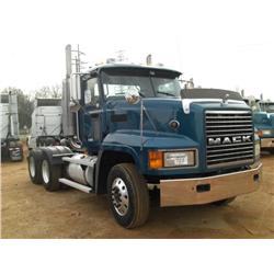 2006 MACK CL733 T/A TRUCK TRACTOR