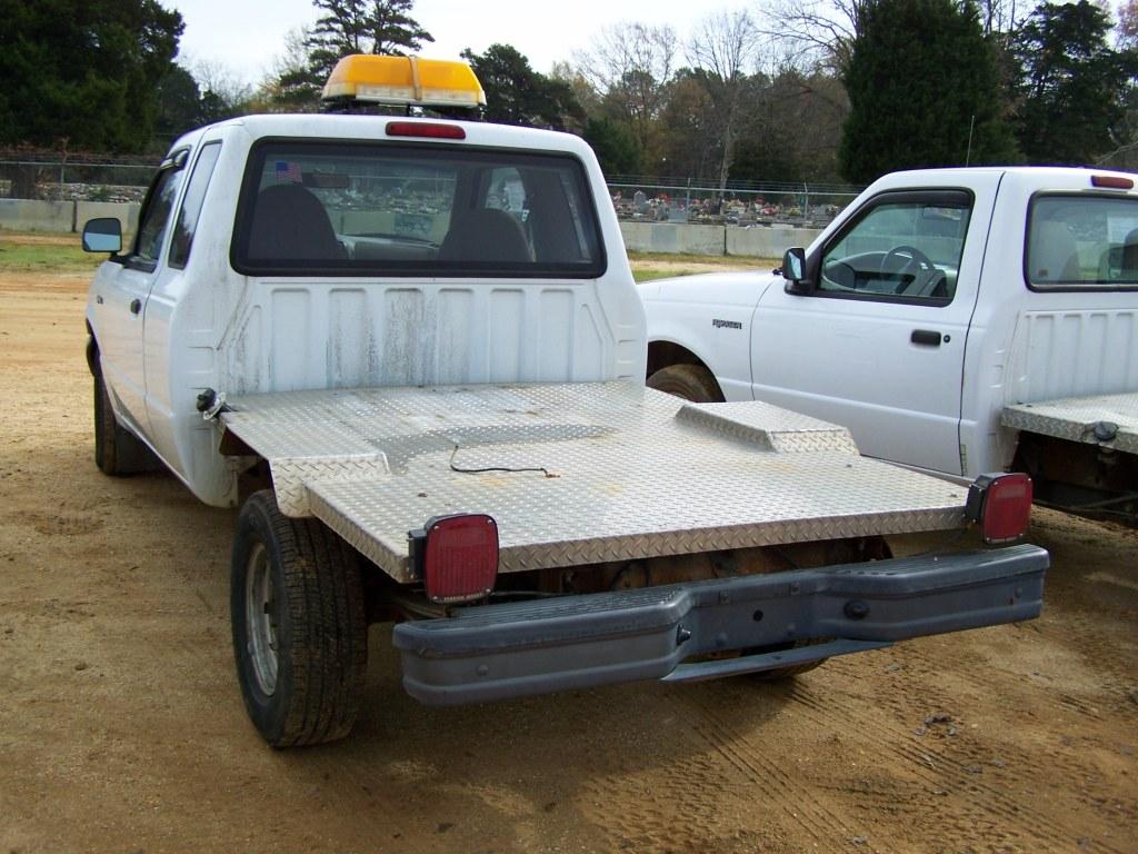 1997 FORD RANGER FLATBED TRUCK - J.M. Wood Auction Company, Inc.