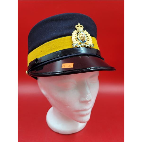 VTG Female RCMP Cap w/ Badge