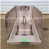 Image 1 : Commercial Stainless Steel 32" x 15" Sink