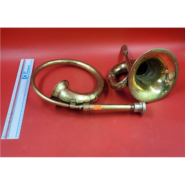 2 Brass Horns