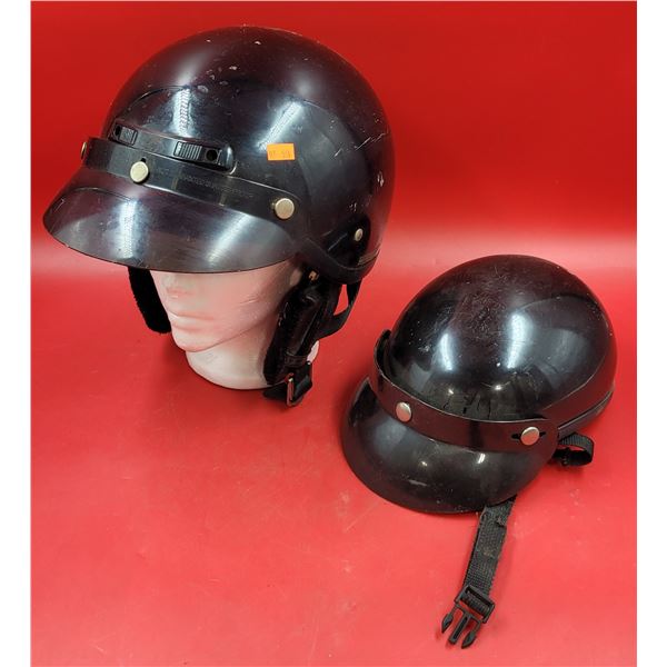 2 Motorcycle Helmets
