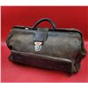 Image 1 : VTG Leather Satchel