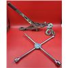 Image 1 : A Come Along & Tie Iron