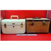 Image 1 : 2 VTG Travel Suitcases
