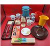 Image 1 : Lot of Vintage Kitchen Items
