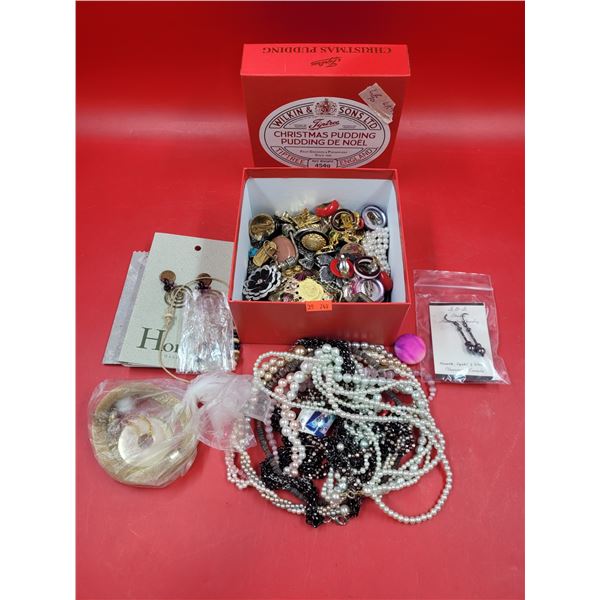 Lot of Assorted Costume Jewelry