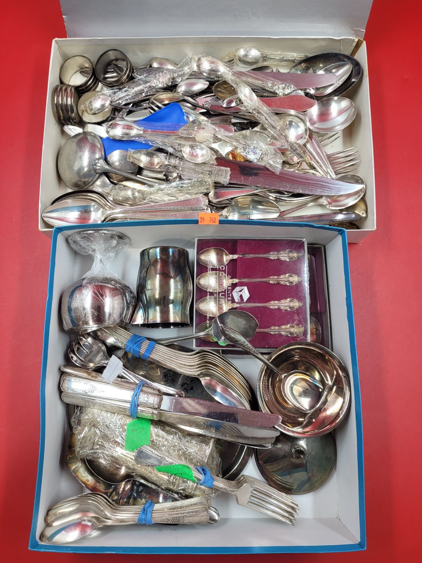 Sorted Silverware Lot of Assorted Silverware