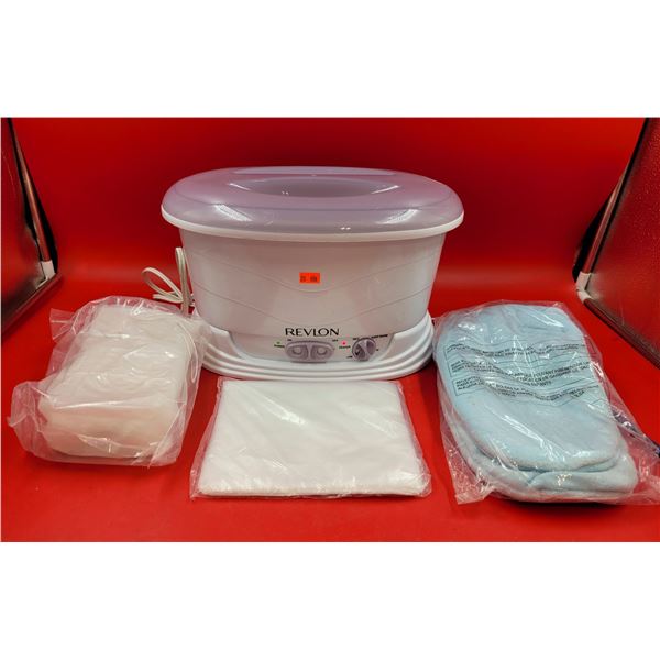 Revlon Paraffin Bath w/ Accessories