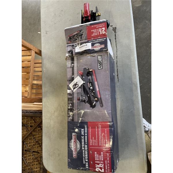 AS NEW MOTOMASTER 2.5 TON TROLLEY JACK WITH HANDLE