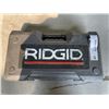 Image 2 : RIGID PRESS SNAP W/ HARD CASE