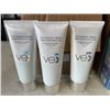 Image 3 : 2 CASES OF VIVID EYES EYE ESSENCE CREAM, 200ML AND 60ML BOTTLES