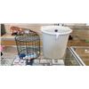 Image 1 : ROYAL PAPER SHREDDER AND SMALL ROUND CAGE
