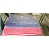 Image 2 : 4 NEW MEMORY FOAM SOFT BATH MATTS, 2 ARE 23.6 X 35.4 AND 2 ARE 15.7 X 23.6